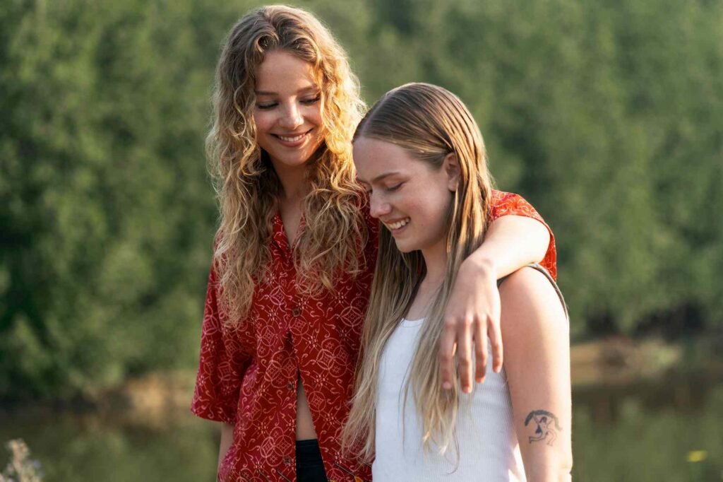 Sterling Point, our newest obsession oona bo bragason ramona amelie hoeferle sterling point 082026 959fdf4a0b0346e380c0dabeb289eb98